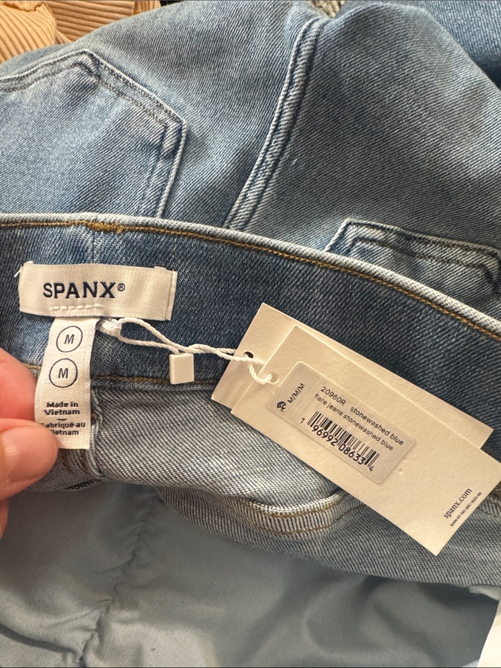 NWT SPANX Women Flare Jeans Stonewashed Blue Pull On Stretch 20960R M - Picture 8 of 9